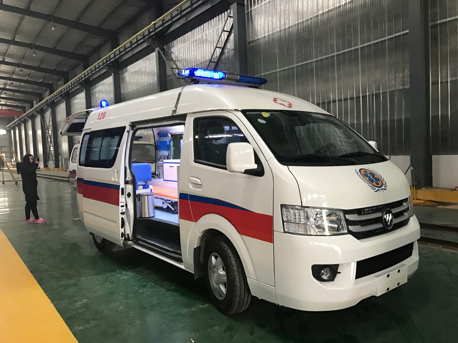 甘泉县救护车转院